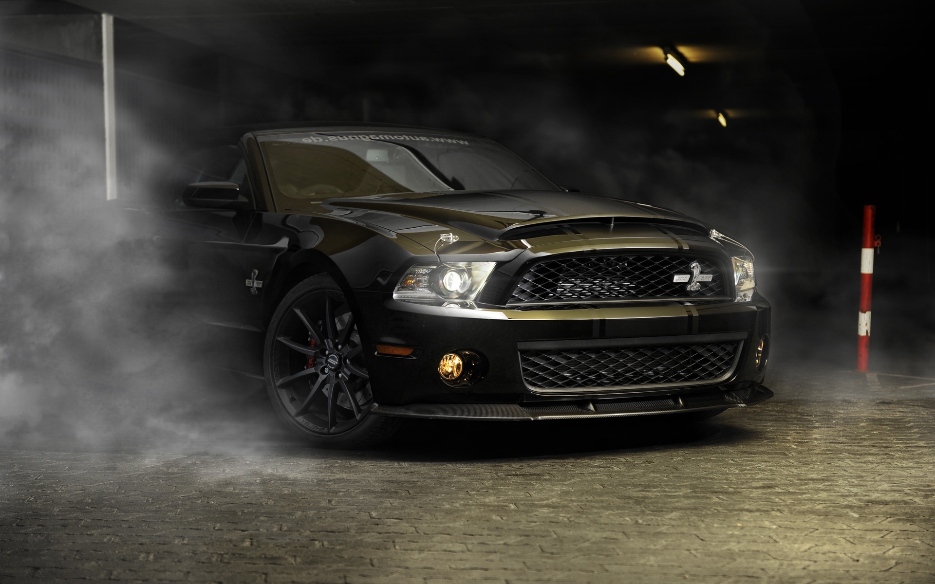 Wallpaper Front View Black Burnout Cars Ford Mustang Gt500