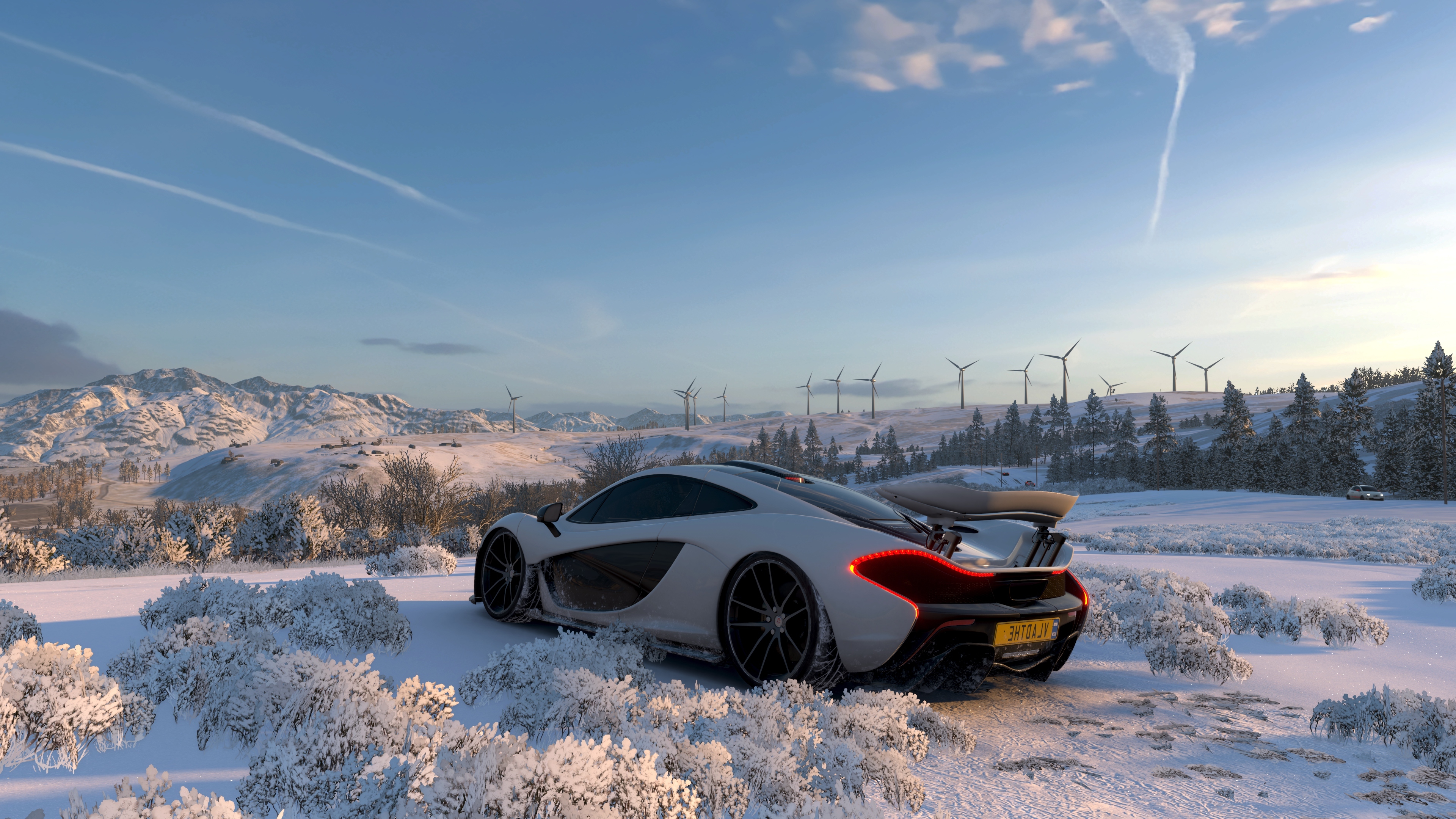 Игры машины зимой. Форза хорайзен 5. MCLAREN p1 Forza Horizon 4. MCLAREN Forza Horizon 4. Гонки Forza Horizon 4.