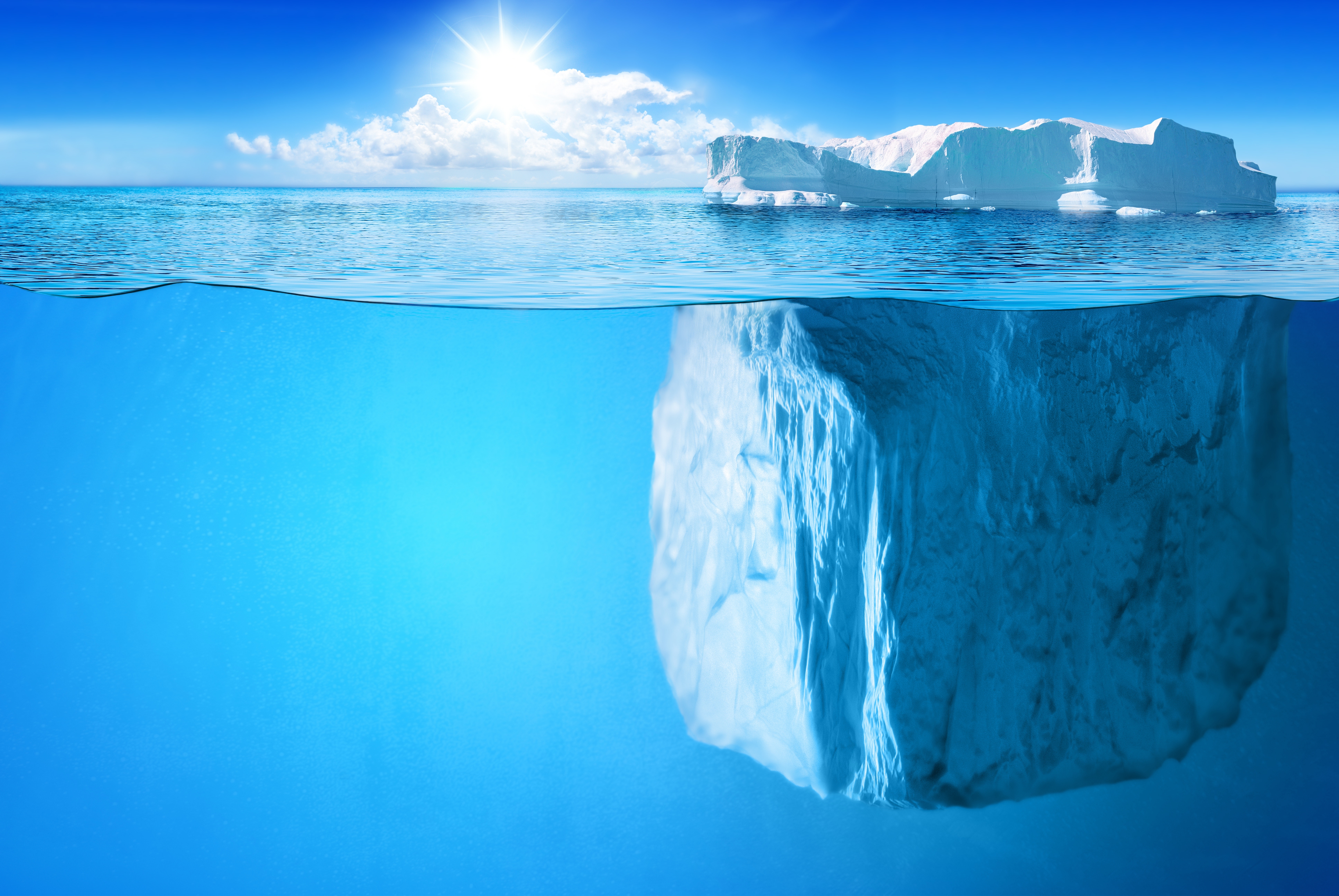 Почему лед плавает. Айсберг под водой. Плавающий Айсберг. Вода океан. Лед в океане.